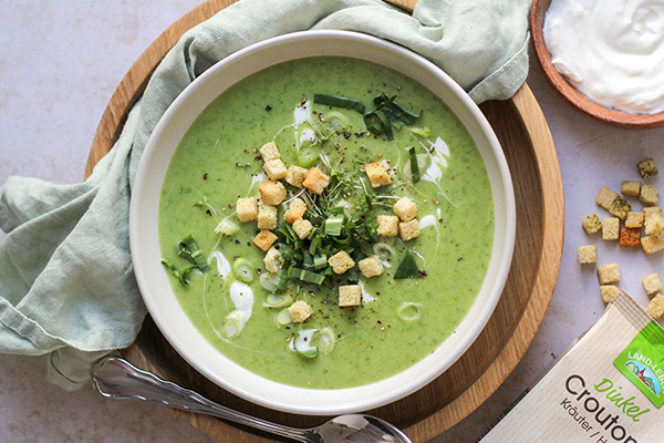 Spring wild garlic or goblin soup