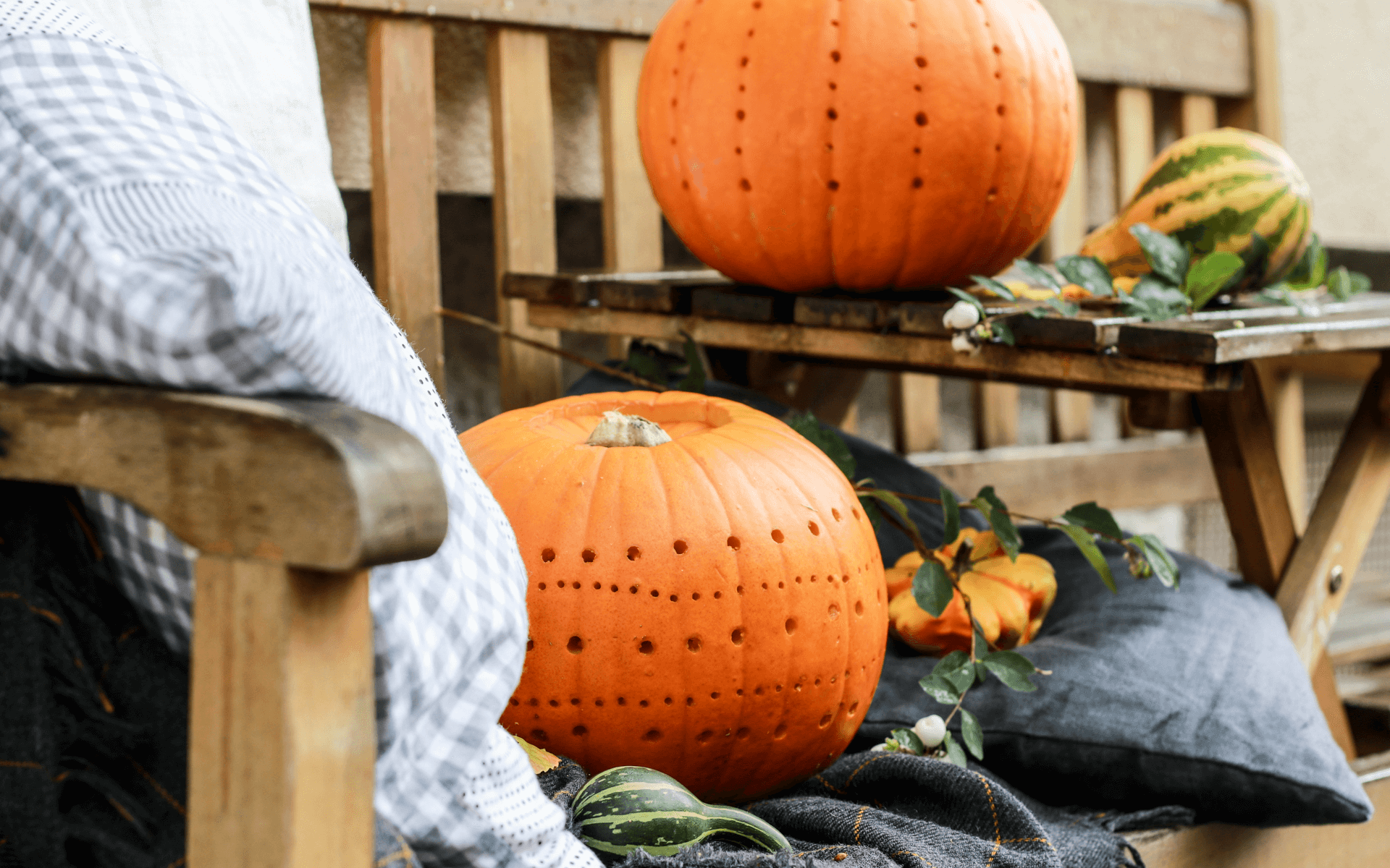 Kürbislaternen: schön statt schaurig im Herbst