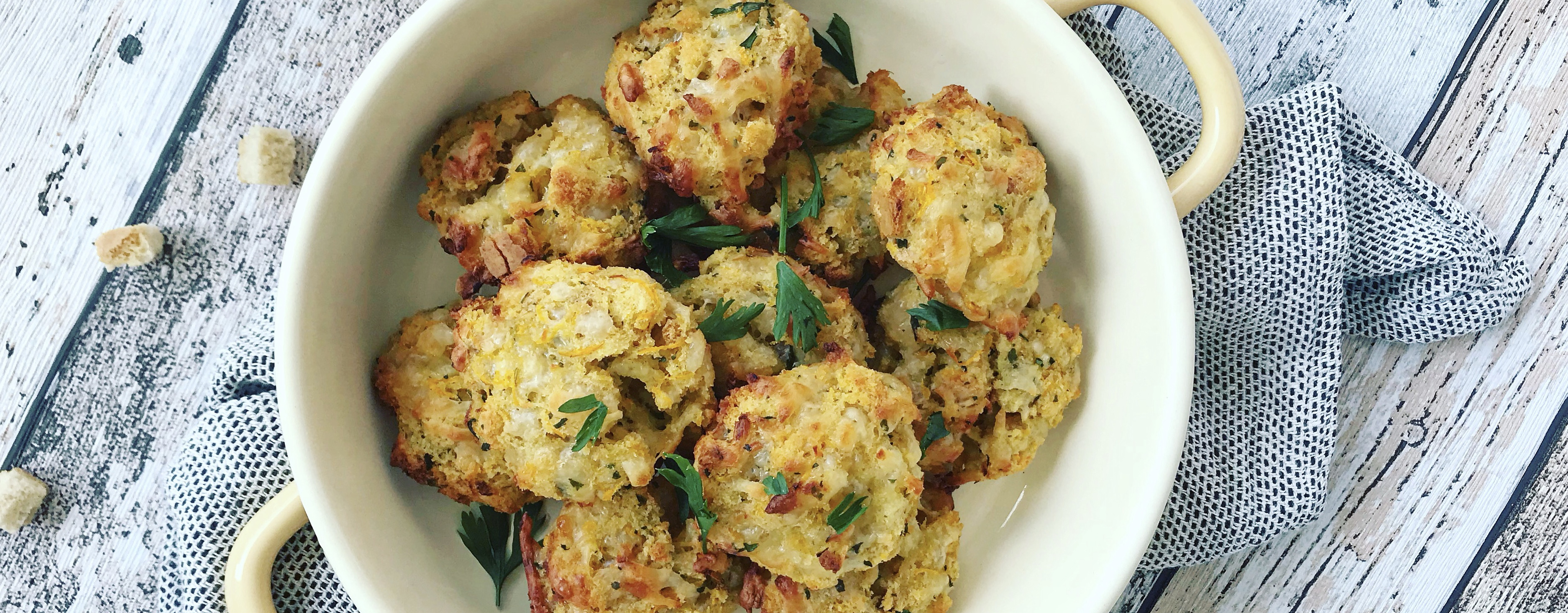 Cheesy spelt nuggets