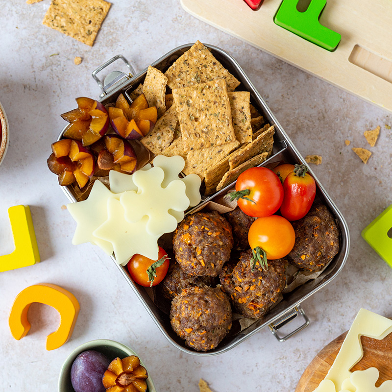 Jausenbox mit Kürbis-Hackfleisch-Bällchen