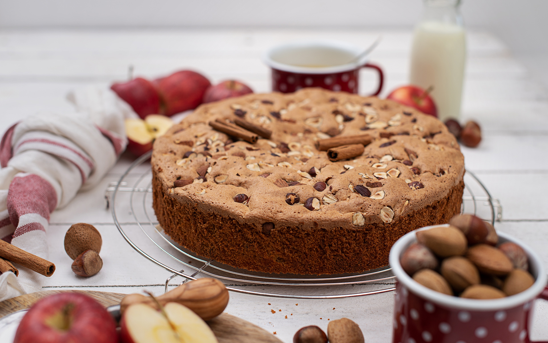 Apfel Brösel Kuchen | LAND-LEBEN Rezept