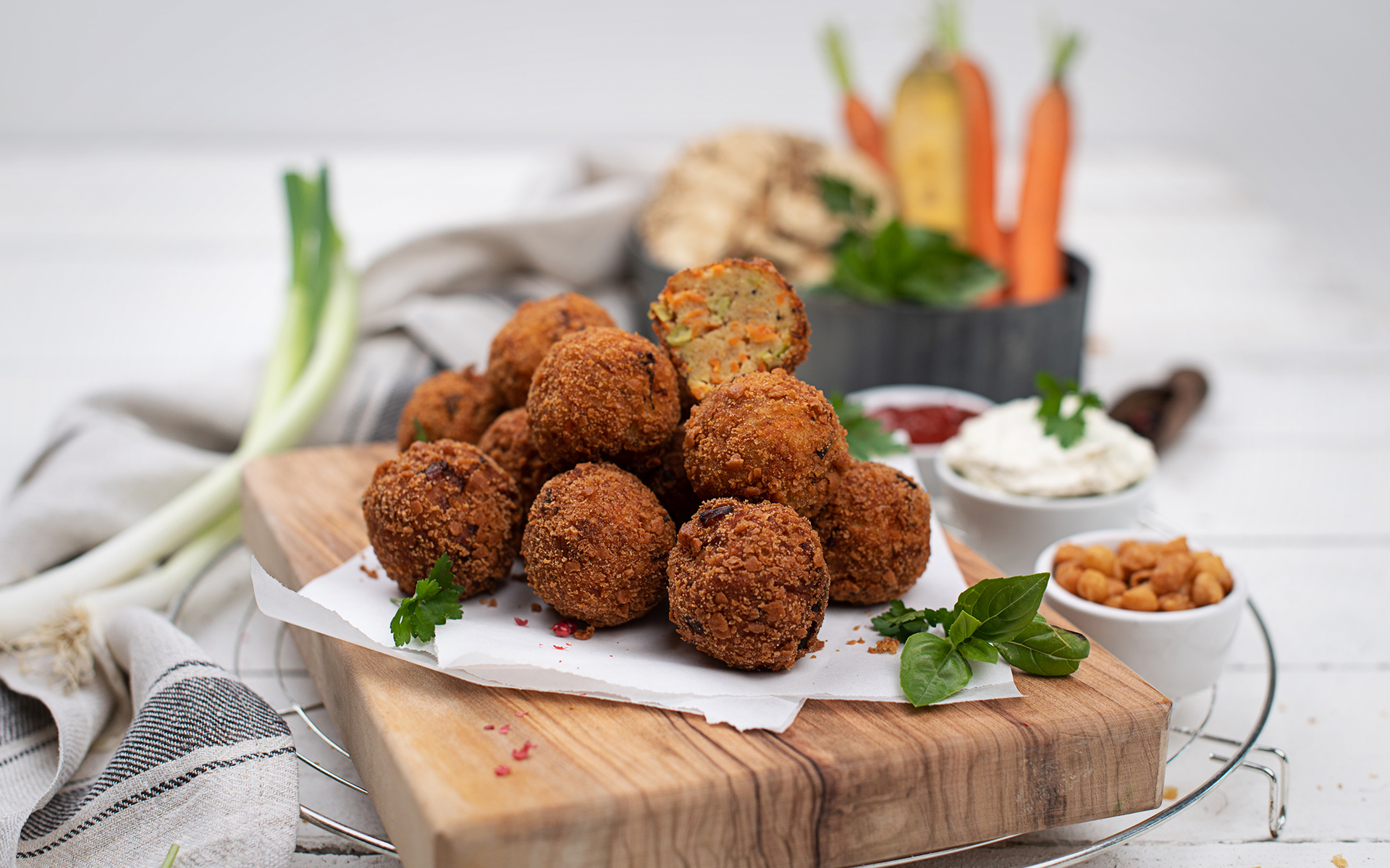 Kartoffel Gemüsebällchen mit Backerbsenkruste