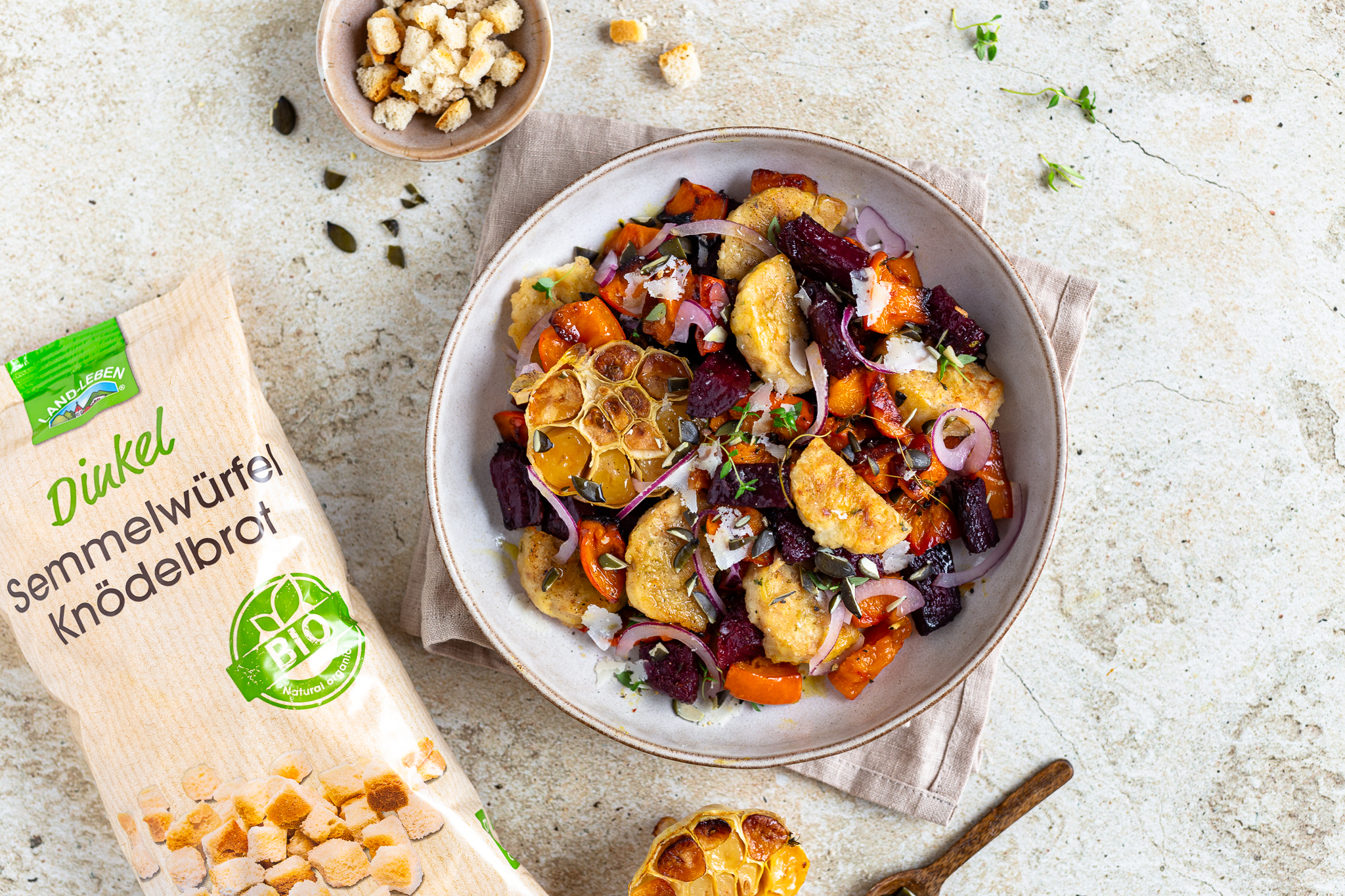 Knödel Panzanella