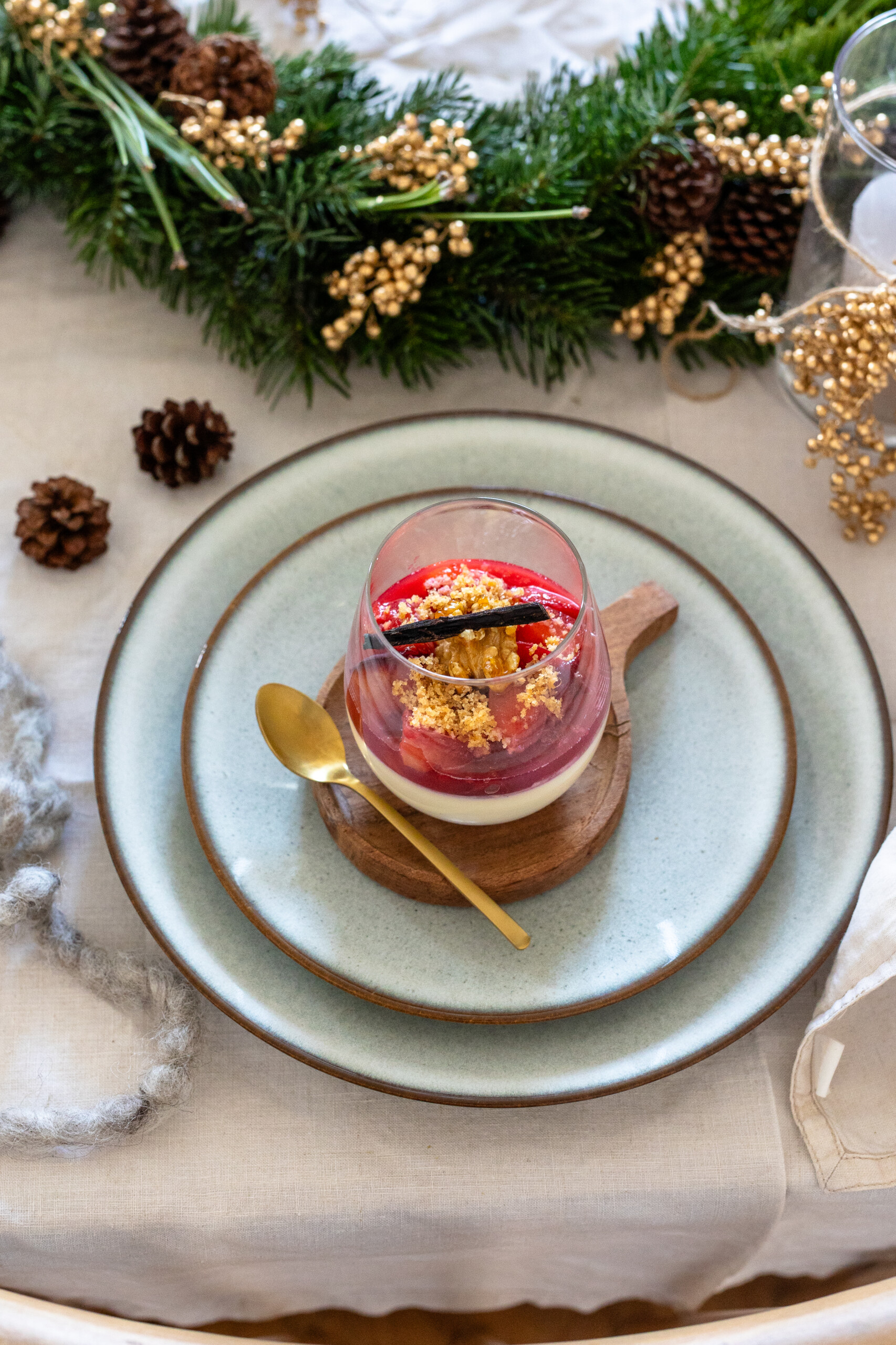 Panna Cotta mit Zimtbrösel